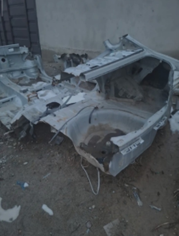 Заднее крыло от Hyundai Avante 2008